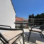 Lemon Tree Daire Zadar