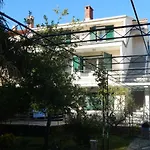 Апартаменты Lemon Tree *